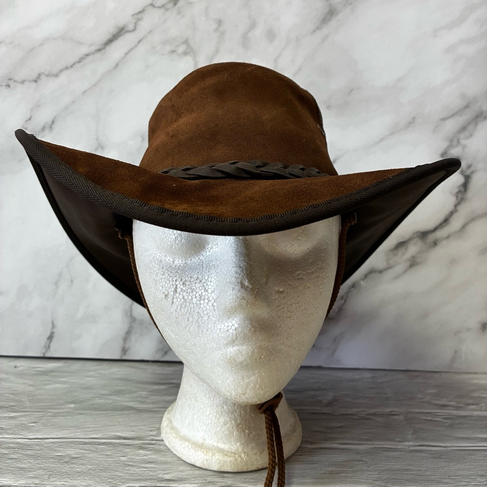 Barmah Australia Ayers Rock Resort Squashy T3 Suede Cooler Leather Hat